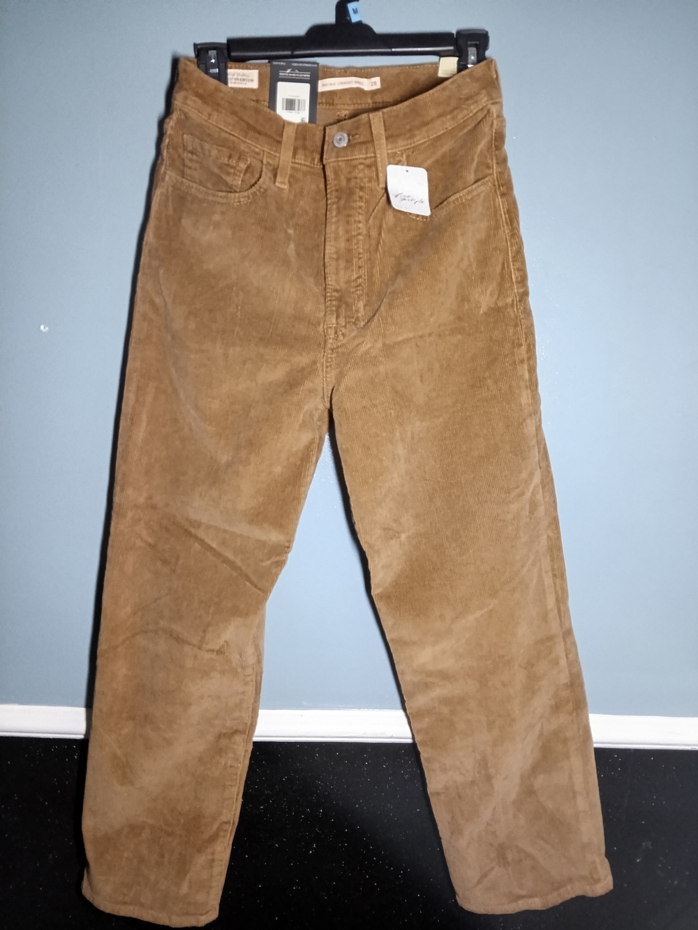 Levi's Men's Corduroy Pants in Camel